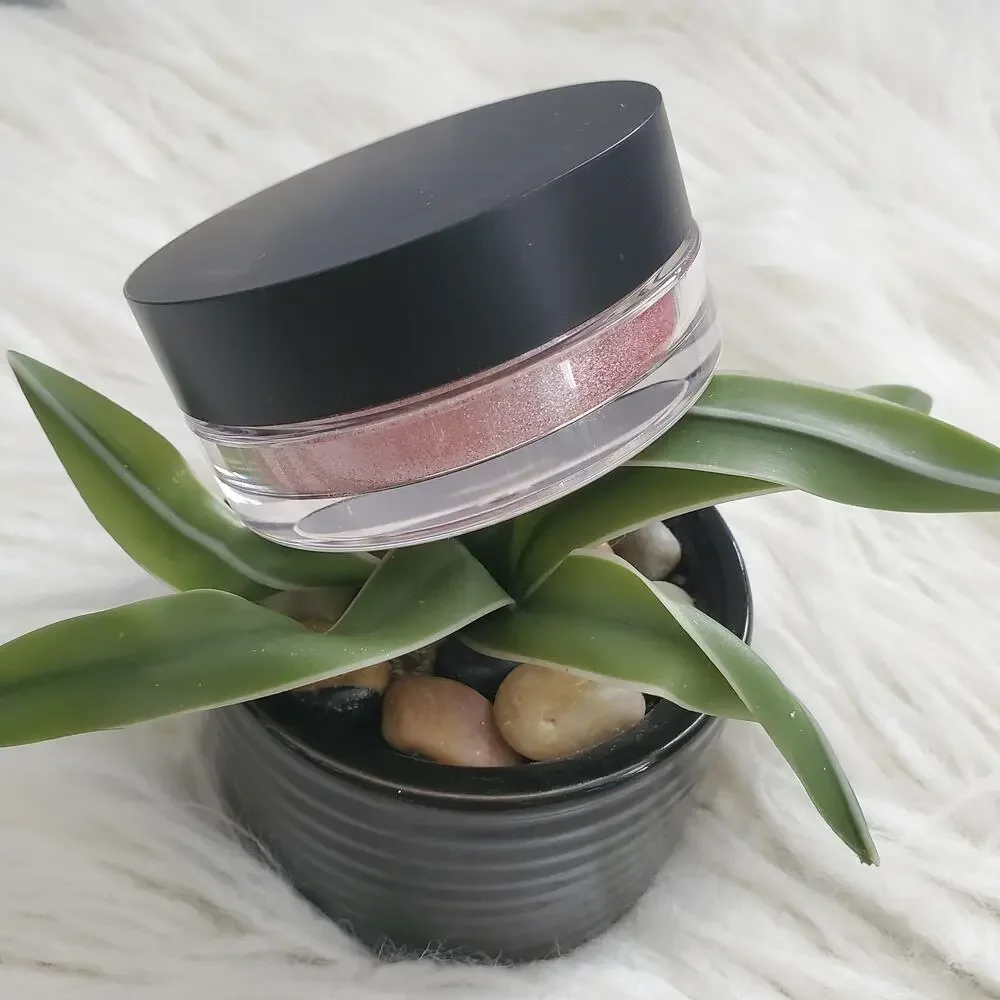 TASH Cosmetics Pink Body Shimmer #4